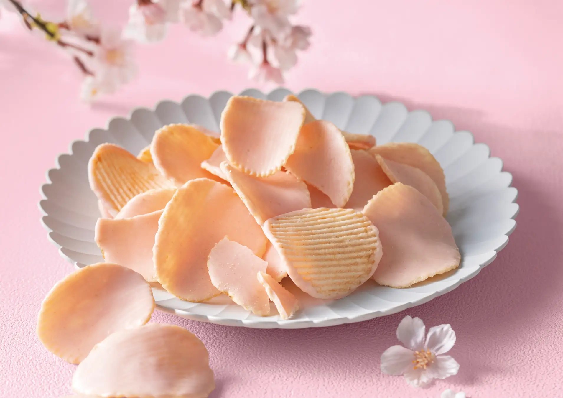 ゴディバ「ポテトチップス チョコレート 桜」